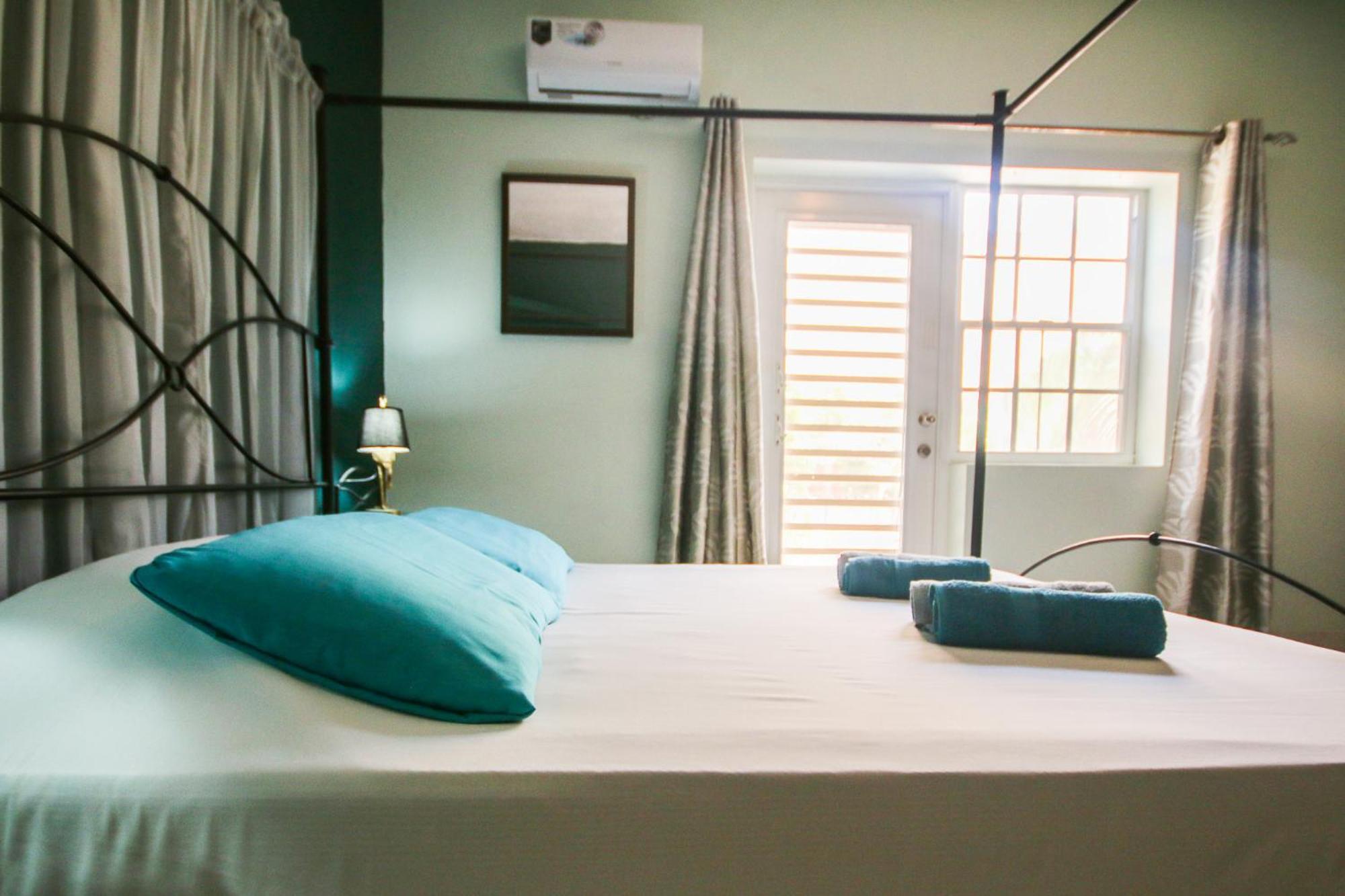 Woodstock Palmresort Curacao 威廉斯塔德 外观 照片